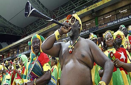Sudáfrica planea prohibir las vuvuzelas en el fútbol
